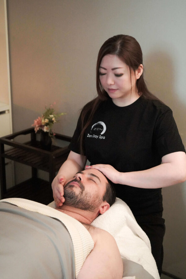 Ultra-Revitalising Facial